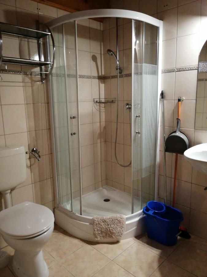 Flora Apartmanok Kehidakustány Exterior foto